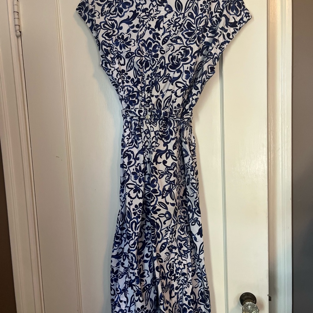 Chic Blue and White Floral Maxi Dress